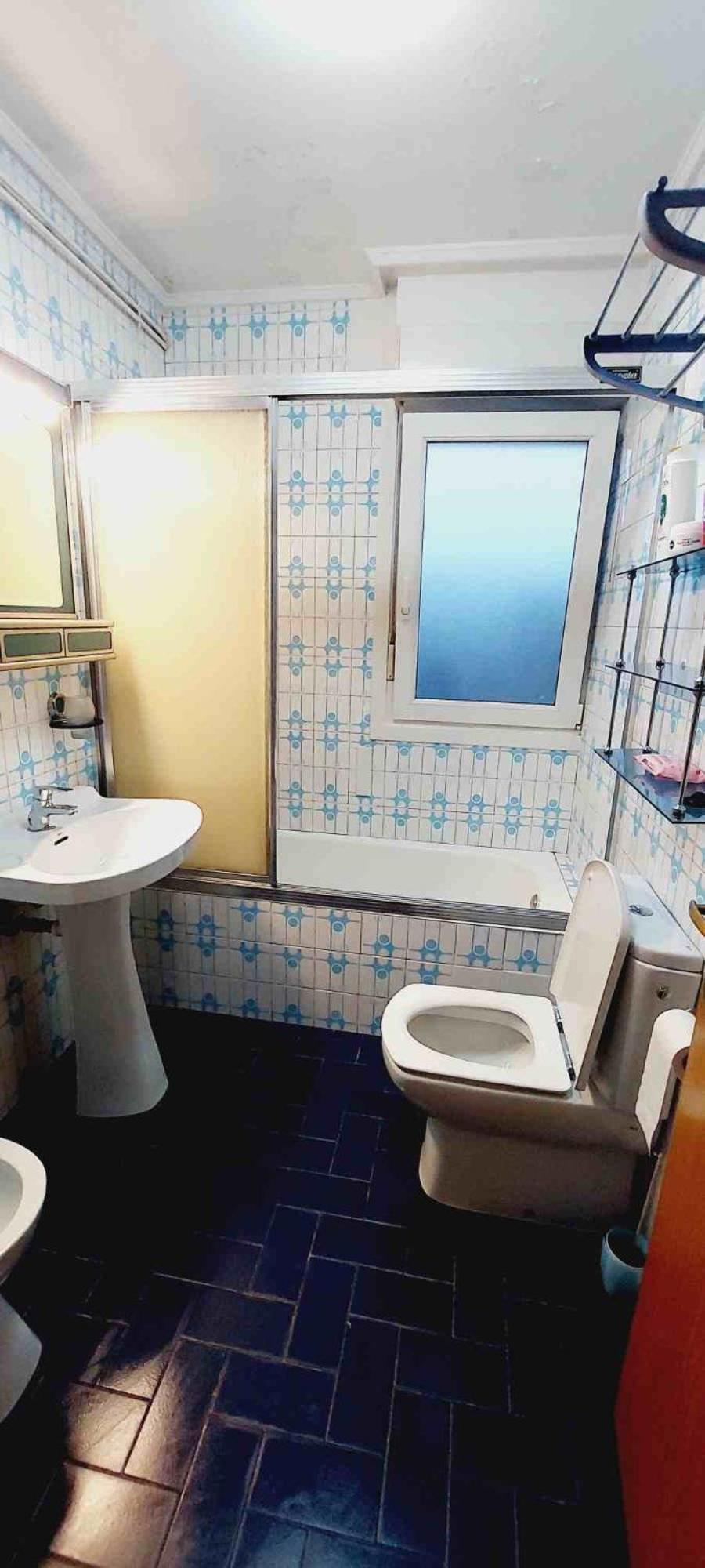 Habitacion En Bilbao Bagian luar foto